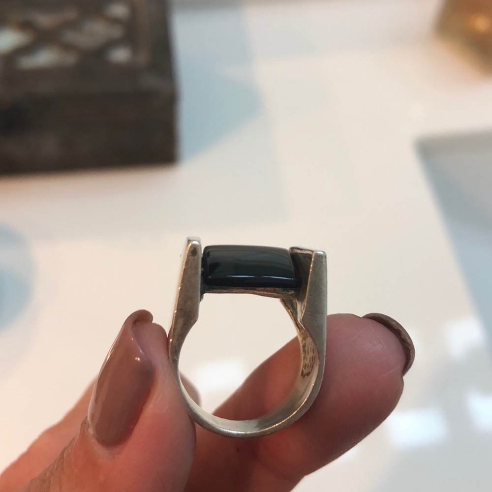 Ring - Picture 2 of 8